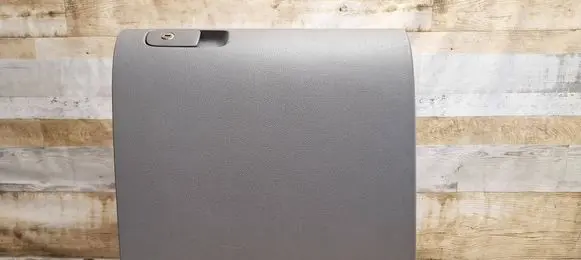 Volkswagen Golf Plus Glove box 5M1857097