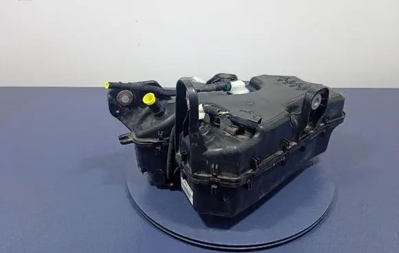 Ford Mondeo MK I AdBlue liquid reservoir KG935J250A