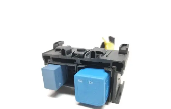 Renault Trafic III (X82) Other relay 678835916R