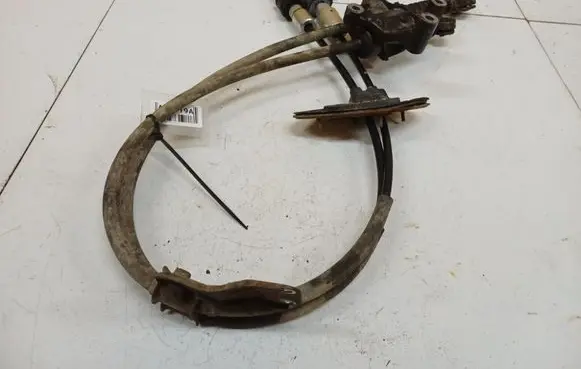 Honda CR-V Gear shift cable linkage