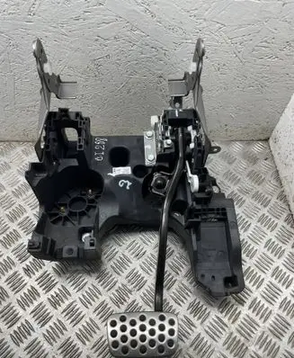 Opel Insignia A Brake pedal 22969442 877499