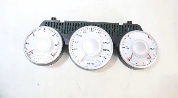 Peugeot 807 Clock 