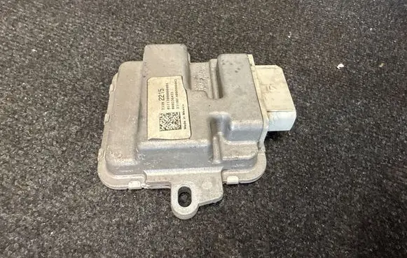 Chevrolet Camaro Fuel injection pump control unit/module 23382215 23180140000 8511700000000X
