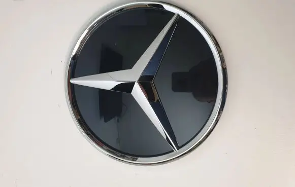 Mercedes-Benz GLB x247 Manufacturer badge logo/emblem A0008800600 M000T88006 X247V6