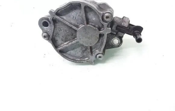 Peugeot 206 Vacuum pump D1561B19080