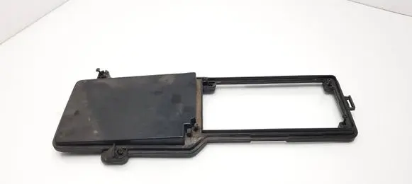 Mercedes-Benz C W202 Fuse box cover 2025451103