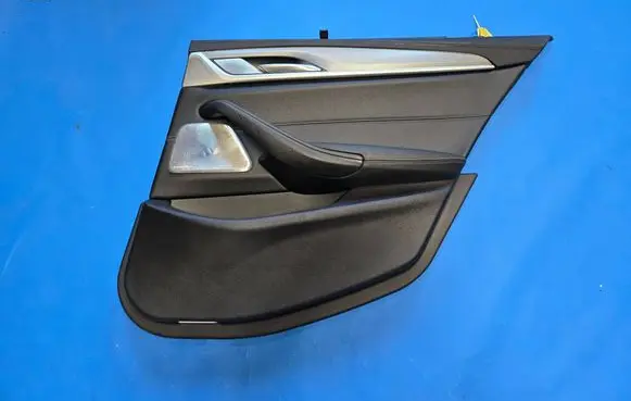 BMW 5 G30 G31 G38 Rear door card panel trim