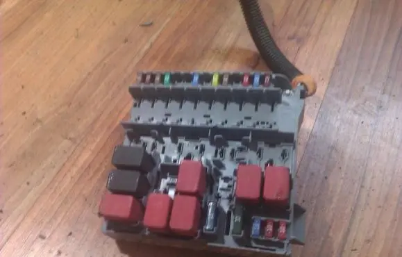 Fiat 500 Fuse box set 51905216d
