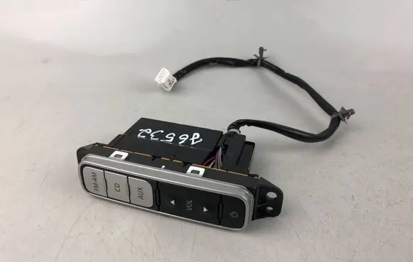 Nissan Leaf I (ZE0) Other switches/knobs/shifts 3ND1B210491