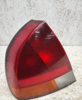 Mitsubishi Carisma Rear/tail lights