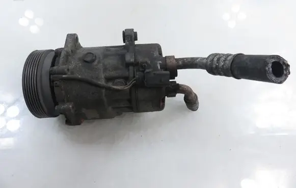 Volkswagen Golf IV Air conditioning (A/C) compressor (pump) 