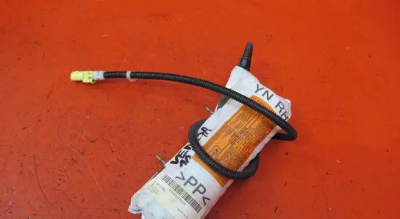 KIA Venga Seat airbag 610921600