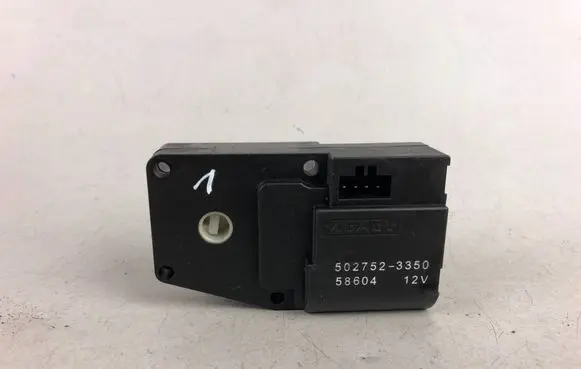 Subaru Forester SG Air flap motor/actuator 5027523350
