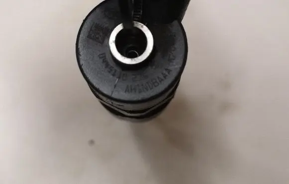 Opel Vectra C Fuel injector 0445110276