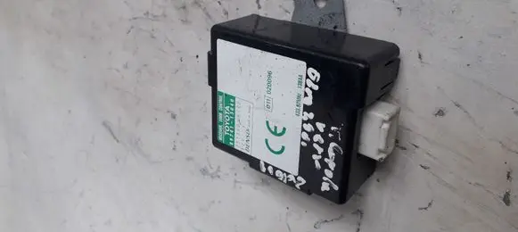 Toyota Corolla Verso E121 Door control unit/module 89741
