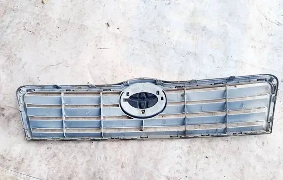 Toyota Avensis T250 Front grill 5311405060
