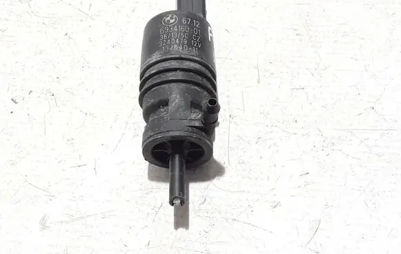 BMW 5 F10 F11 Windscreen/windshield washer pump 6934160