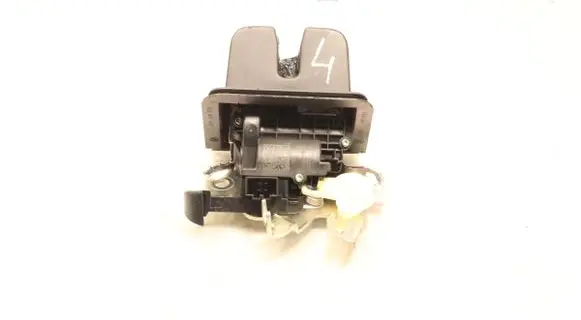 Skoda Octavia Mk4 Tailgate/trunk/boot lock/catch/latch 5E3.827.505