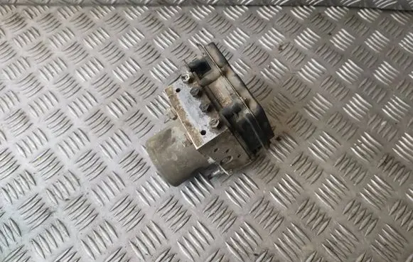 Toyota Corolla Verso AR10 ABS Pump 0265950412 0265234222 445400F020