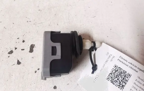 Skoda Fabia Mk1 (6Y) Headlight level adjustment motor 007878HL003