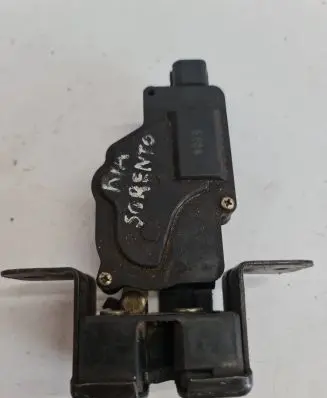 KIA Sorento Tailgate/trunk/boot lock/catch/latch 871303E000