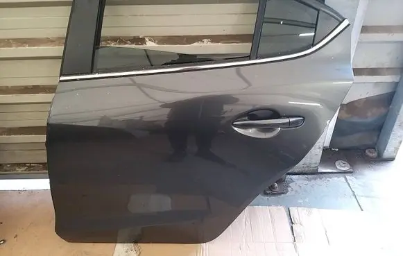 Mazda 3 III Rear door 46G