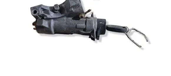 Volkswagen Golf IV Ignition lock 4B0905851C