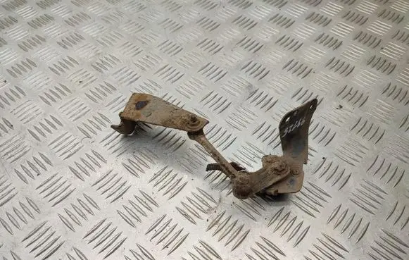Headlight/headlamp level sensor
