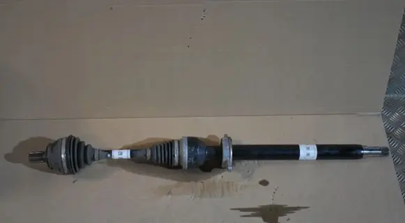 Mercedes-Benz GLA H247 Front driveshaft A1183300300 A1183305500