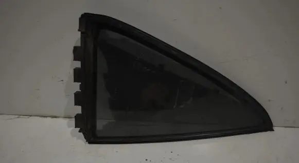 Toyota Corolla E120 E130 Rear vent window glass 