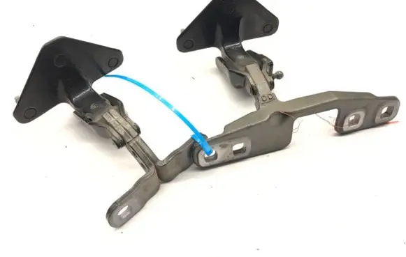 BMW X5 G05 Tailgate/trunk/boot hinge 74635307463529