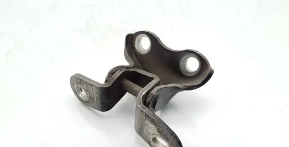 Toyota Auris 150 Front door lower hinge 