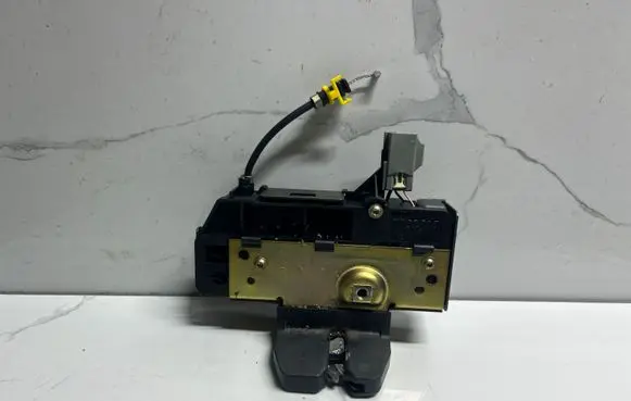 Volvo XC90 Loading door lock