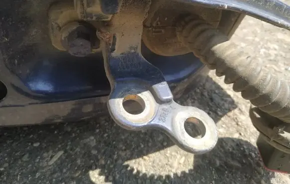 Ford Focus Rear door lower hinge