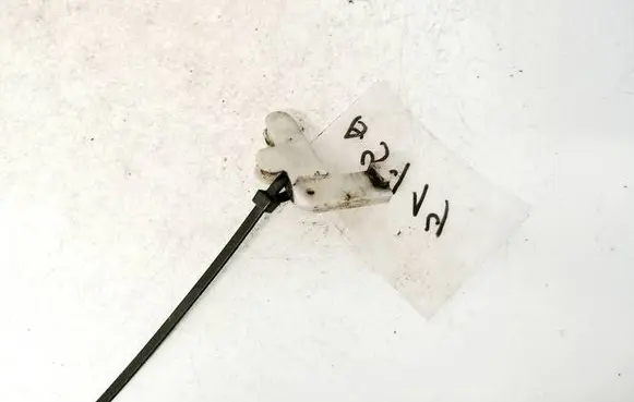 Volkswagen Jetta II Other exterior part 823839080