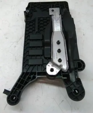 Audi A1 Battery tray 2Q0915331