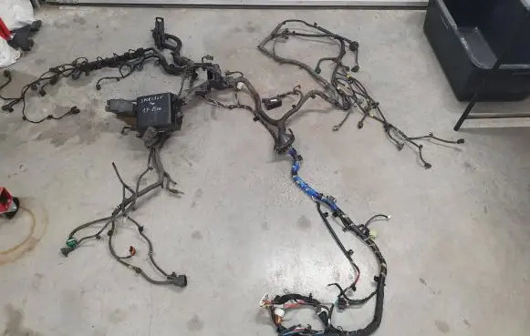 KIA Sportage Engine installation wiring loom