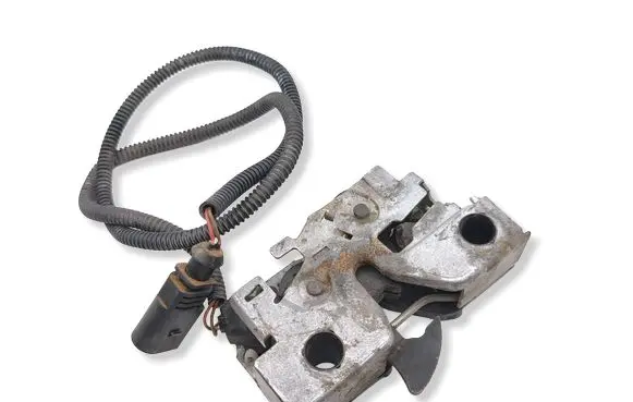 Seat Ateca Engine bonnet/hood lock/catch 