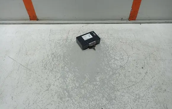 Isuzu D-Max Transfer box differential control unit 8972660290