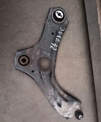 Nissan Juke II F16 Front lower control arm/wishbone