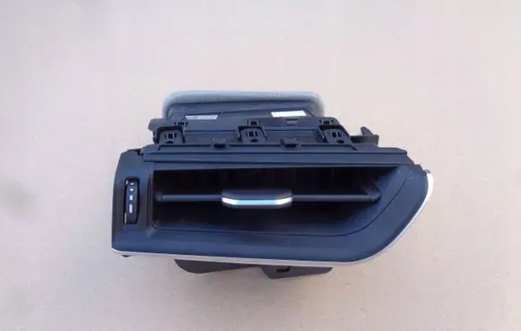 Jeep Grand Cherokee (WJ) Dashboard side air vent grill/cover trim