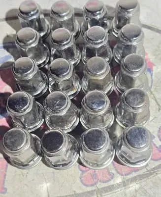 Toyota RAV 4 (XA40) Nuts/bolts 