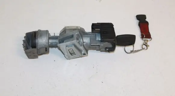 Ford Focus Ignition lock 3M513F880AD