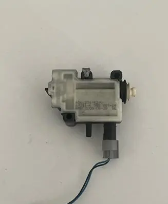 BMW 3 E92 E93 Fuel tank cap lock 6985881 67116985881