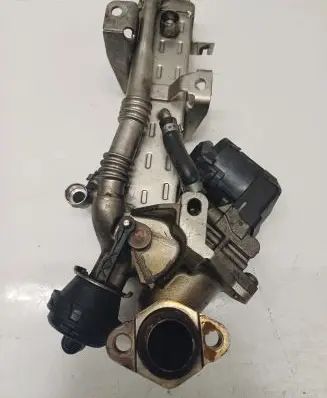 BMW 1 E82 E88 EGR valve cooler 782321007
