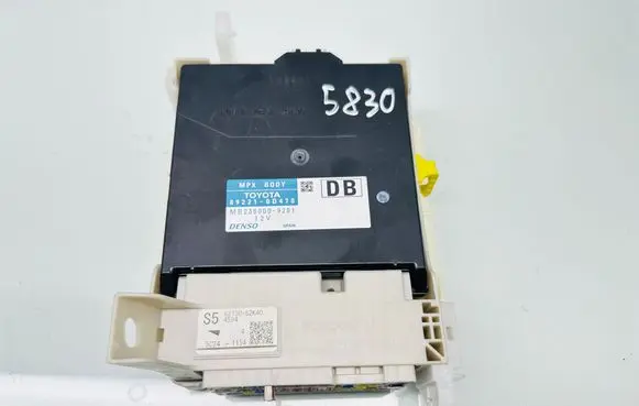 Toyota Yaris Other control units/modules 892210D470 MB2380009281