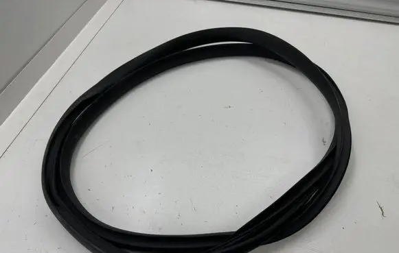 Tesla Model Y Front door rubber seal 149767391D 149767491D