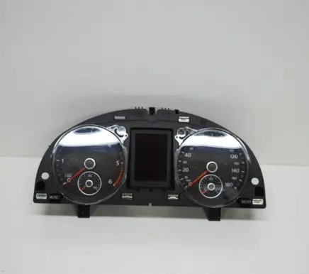 Volkswagen PASSAT CC Speedometer (instrument cluster) 3C8920971A