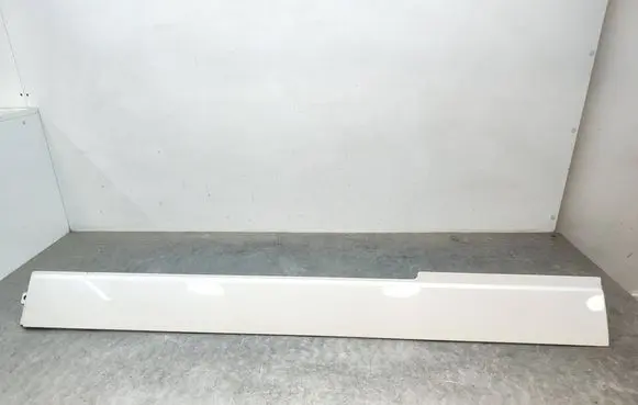 Volkswagen Transporter - Caravelle T6 Sliding door rail trim 7H3843796G