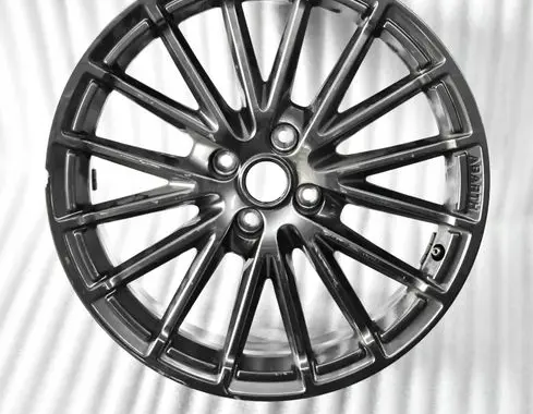 Fiat 500 Abarth R17 alloy rim 
